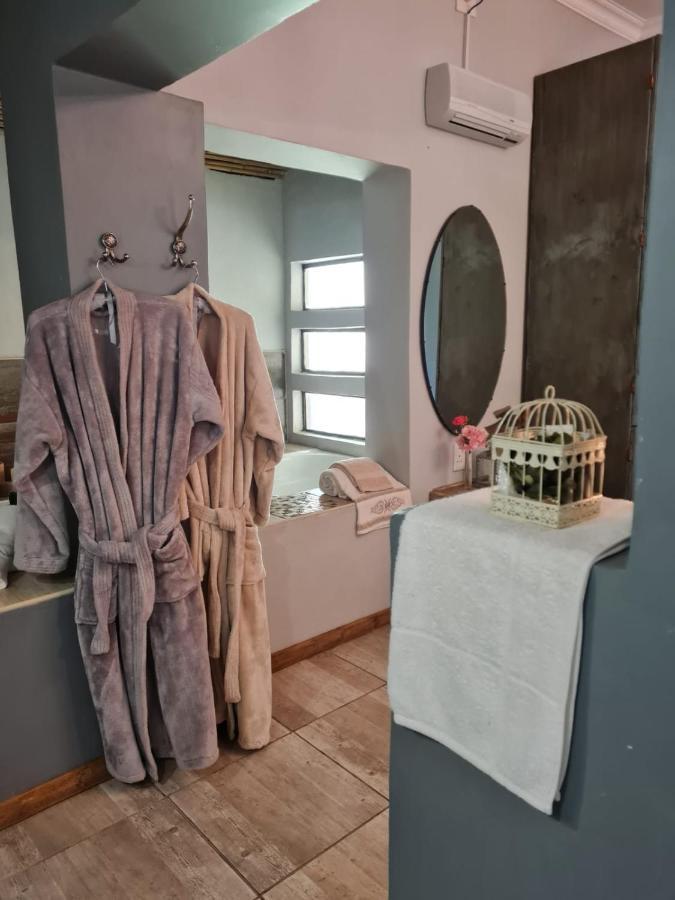 Little Rock Resort Ladybrand Luaran gambar